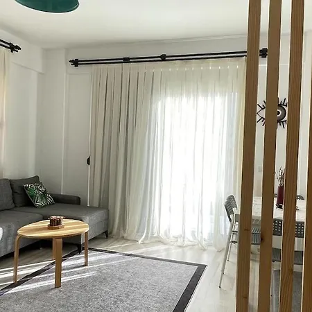 Ozy Garden Apartment