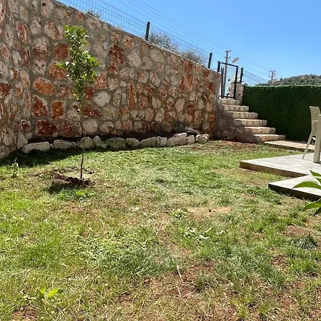 Ozy Garden Apartment *