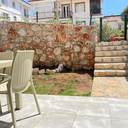 Ozy Garden Apartment